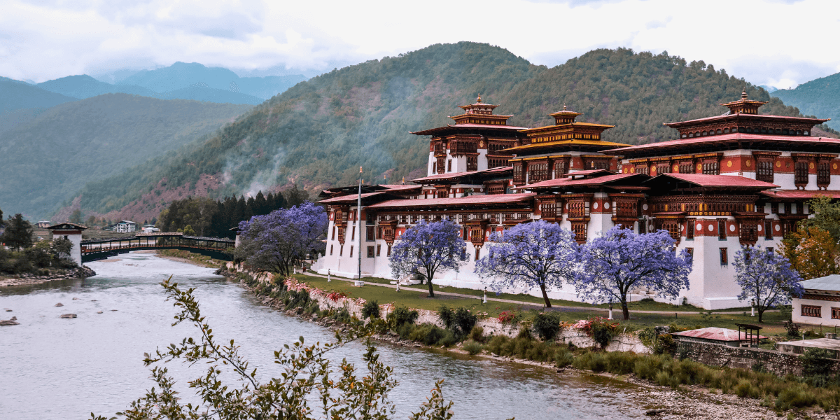 Visit Bhutan - Punakha Dzong